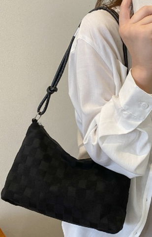 CheckedPurse